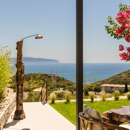 Hilaritas Luxury Suites Sea View, Private Pool & Jacuzzi Paradise Ratzaklíon Exterior foto