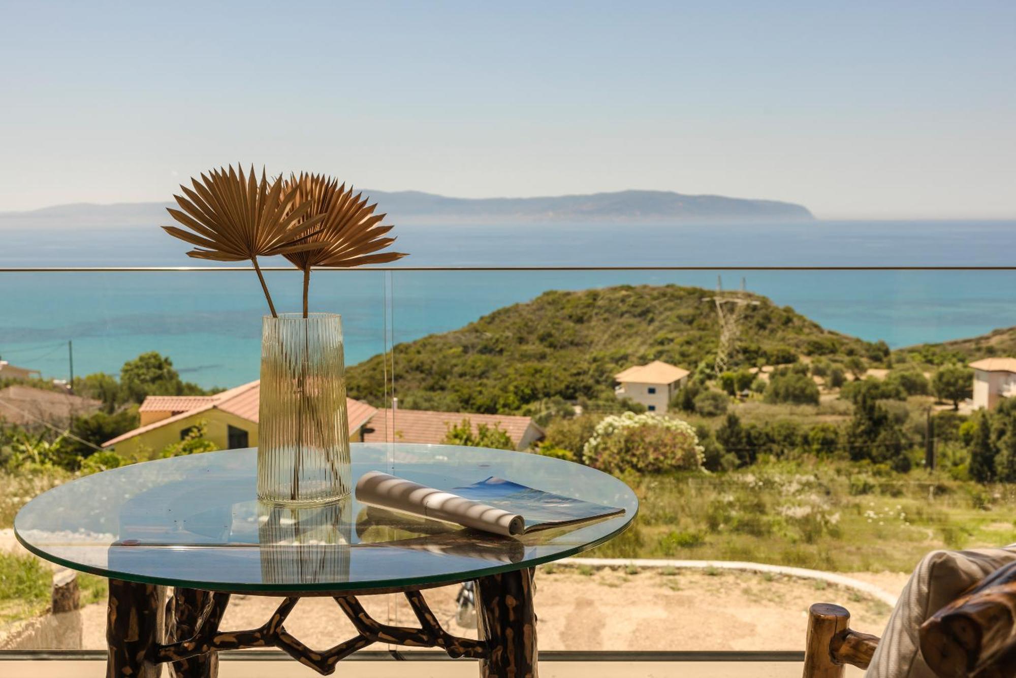 Hilaritas Luxury Suites Sea View, Private Pool & Jacuzzi Paradise Ratzaklíon Exterior foto